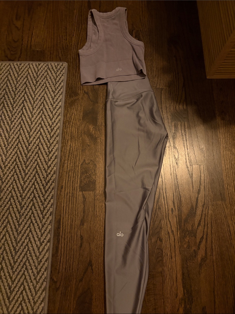 ALO Yoga Women's High-Waist Leggings & Crop Tank Set — FOG